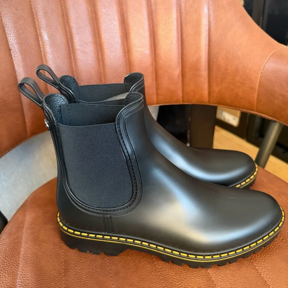 Igor Black Chelsea Rain Boots with Yellow Stitching - Picture 1 of 6